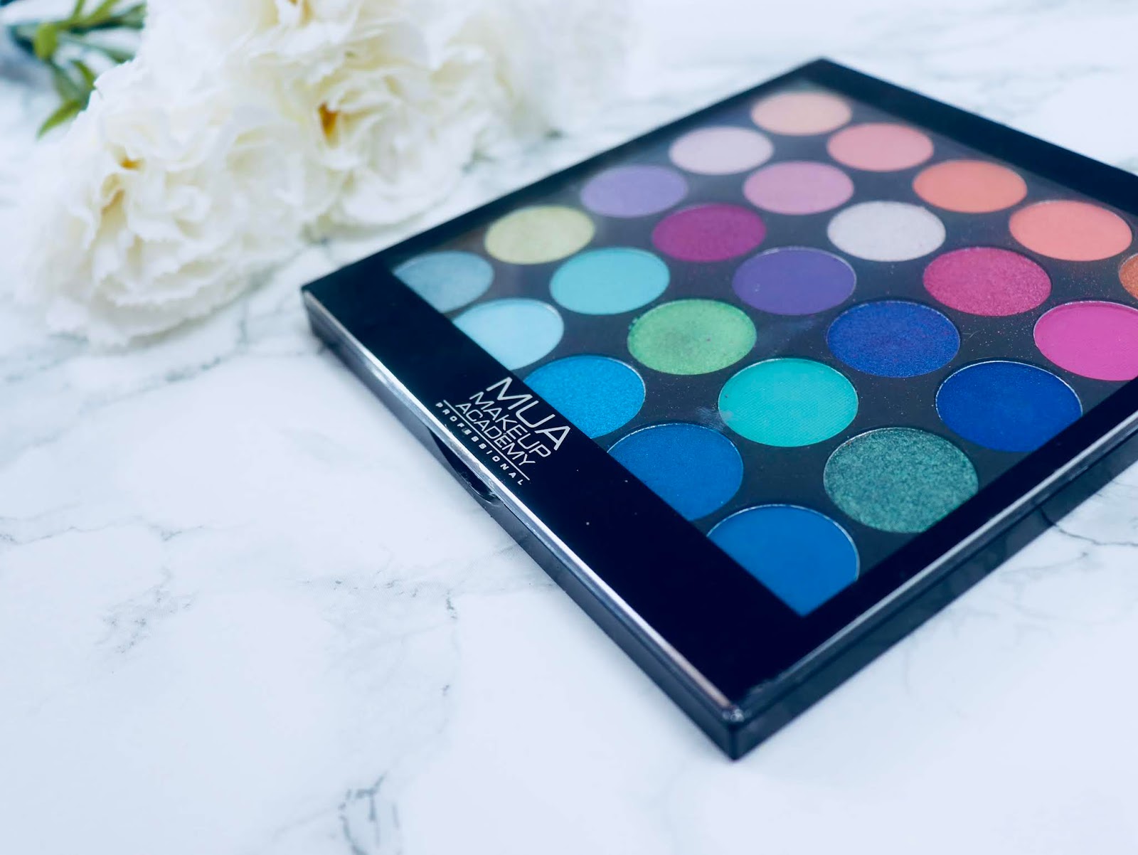 MakeUp Academy Tropical Oceana kosmetyki make up swatche