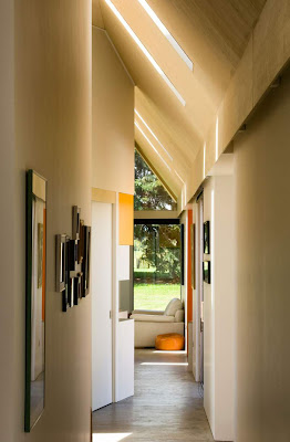 Light In Narrow Corridor Idea