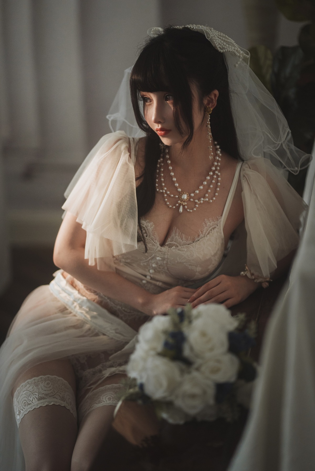 [Rioko凉凉子] 透明婚纱