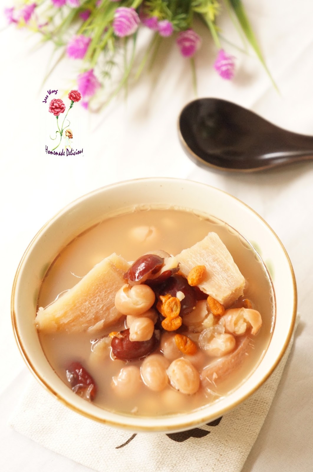 美味 。生活 ~ 小馆: 《 珍珠豆排骨汤 / Pearl Beans Pork Spare Ribs Soup