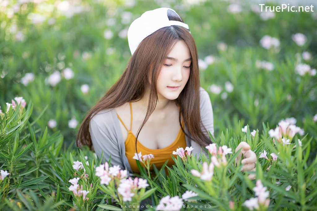 Image-Thailand-Cute-Model-Creammy-Chanama-Beautiful-Angel-In-Flower-Garden-TruePic.net- Picture-44