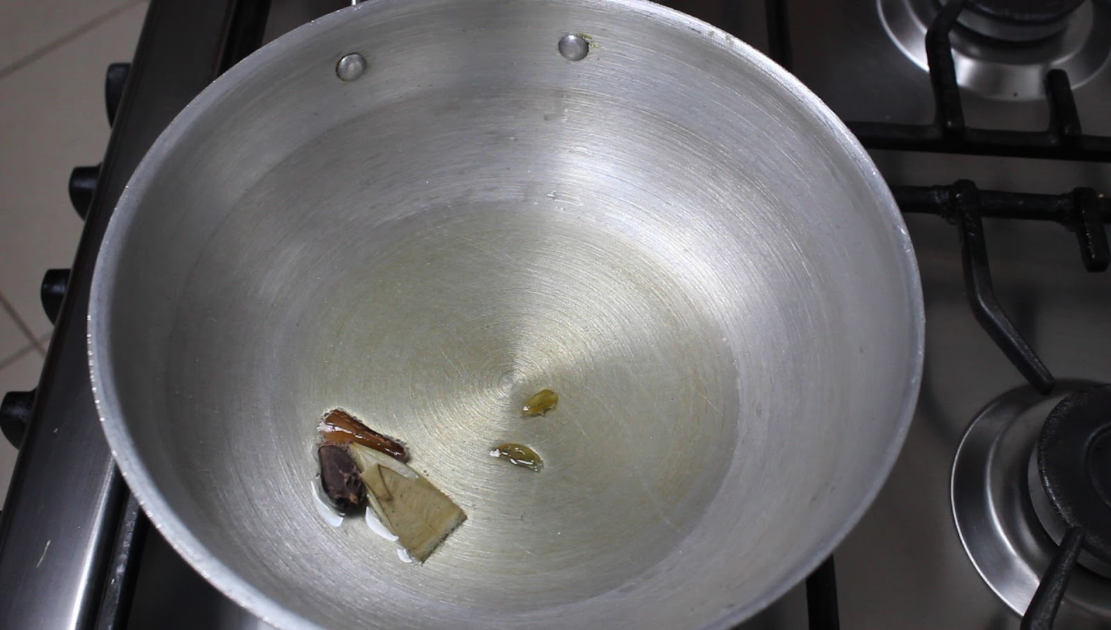 Sindhi Style Bhuna Keema Mutton Mix • My Culinary Expressions