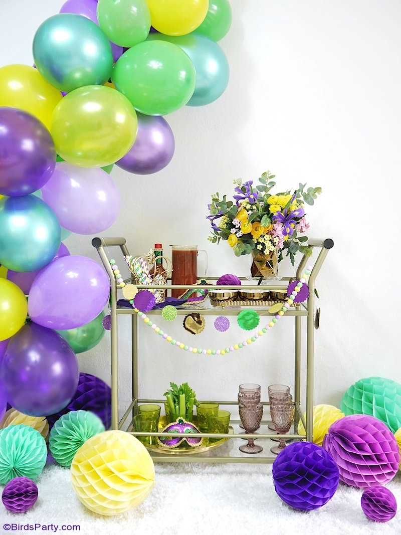 Mardi Gras Party Decor with Balloons 