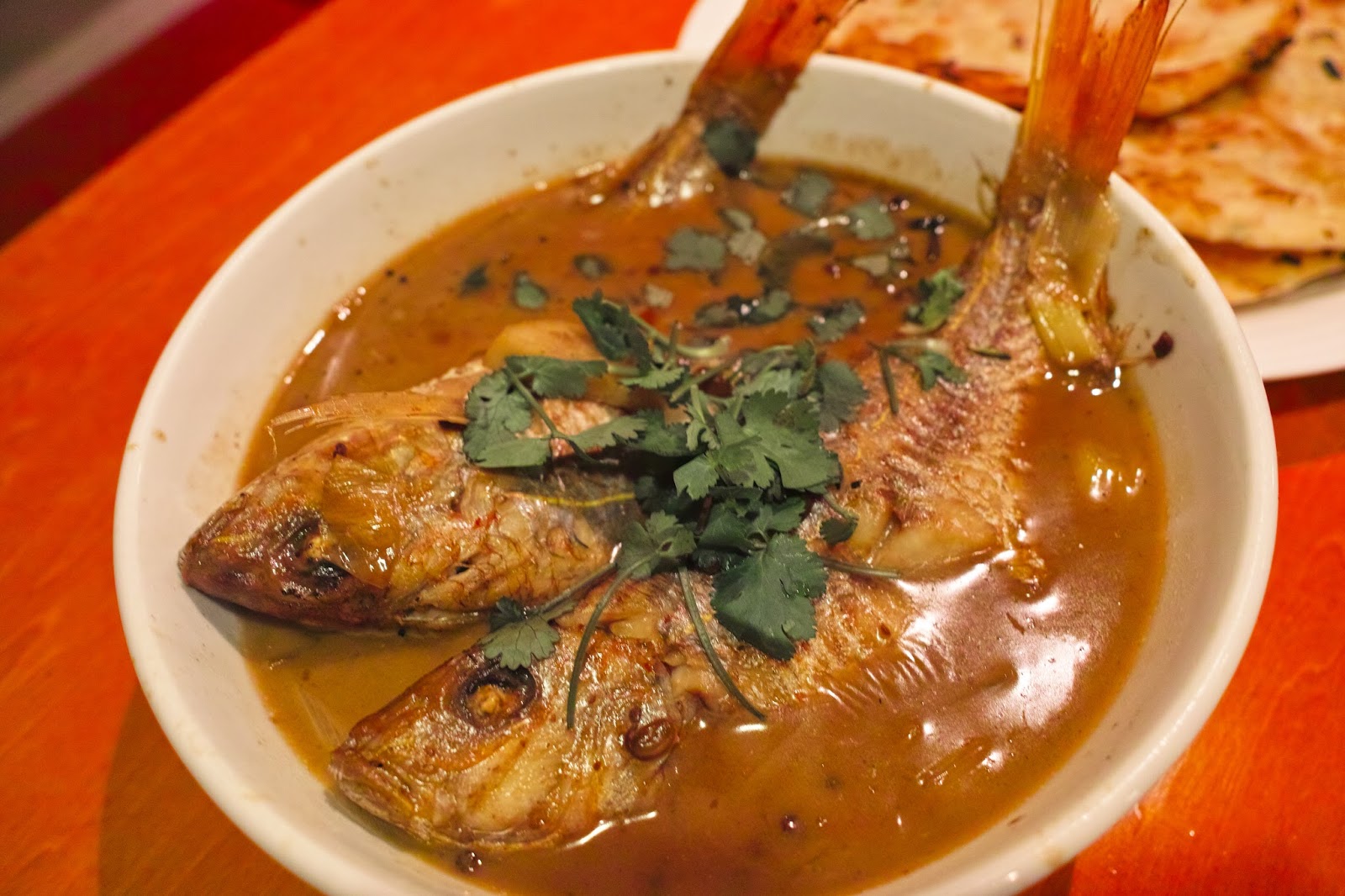 四川料理 巴蜀　紅焼魚