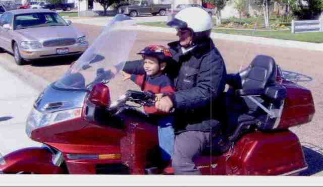 how old to ride a motorcycle