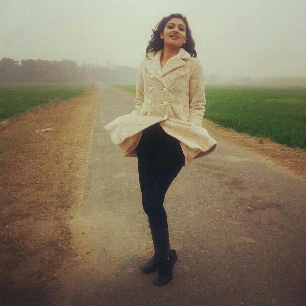 Surilie Gautam film actress HD Pictures, Wallpapers - Whatsapp Images