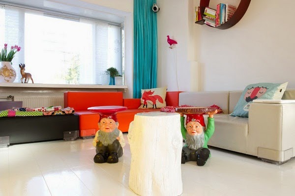 Ideas for a colorful casual home