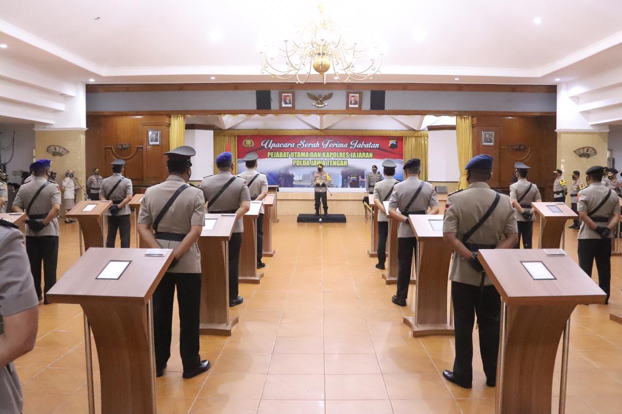 Kapolda Jateng Pimpin Sertijab 10 Pejabat Utama dan Kapolres Jajaran Polda Jateng