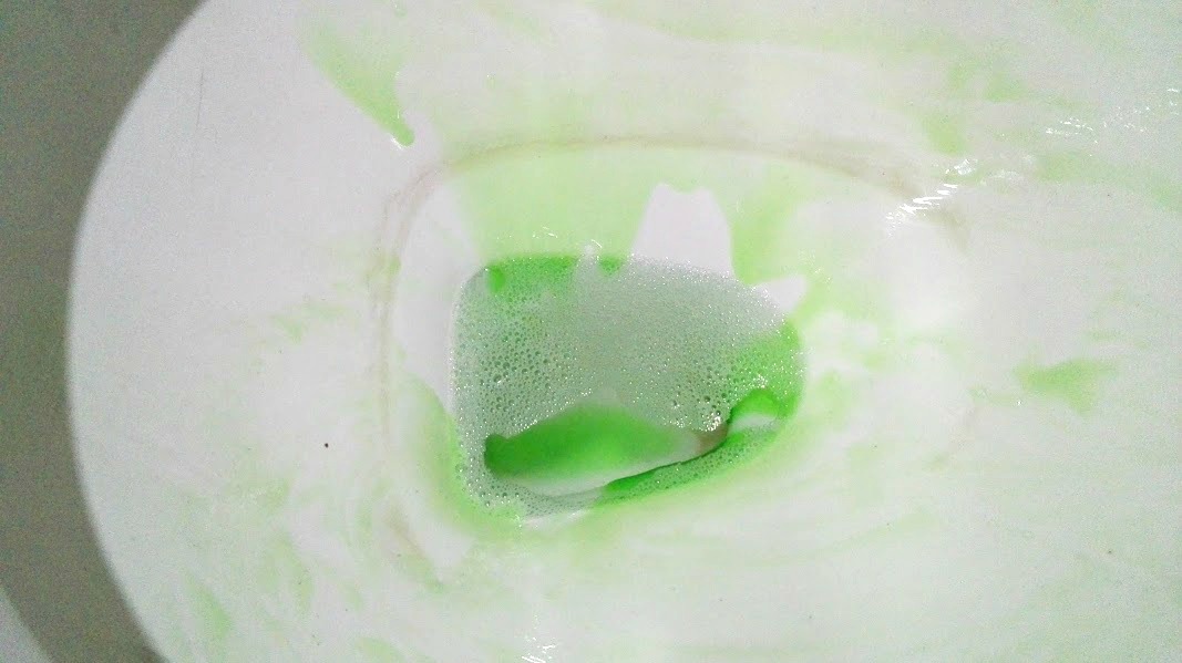 brandylovesvintage fastest way to clean toilet ring stains without