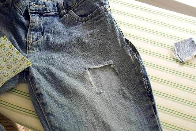 short, easy words: Making it Count: Patching Jeans