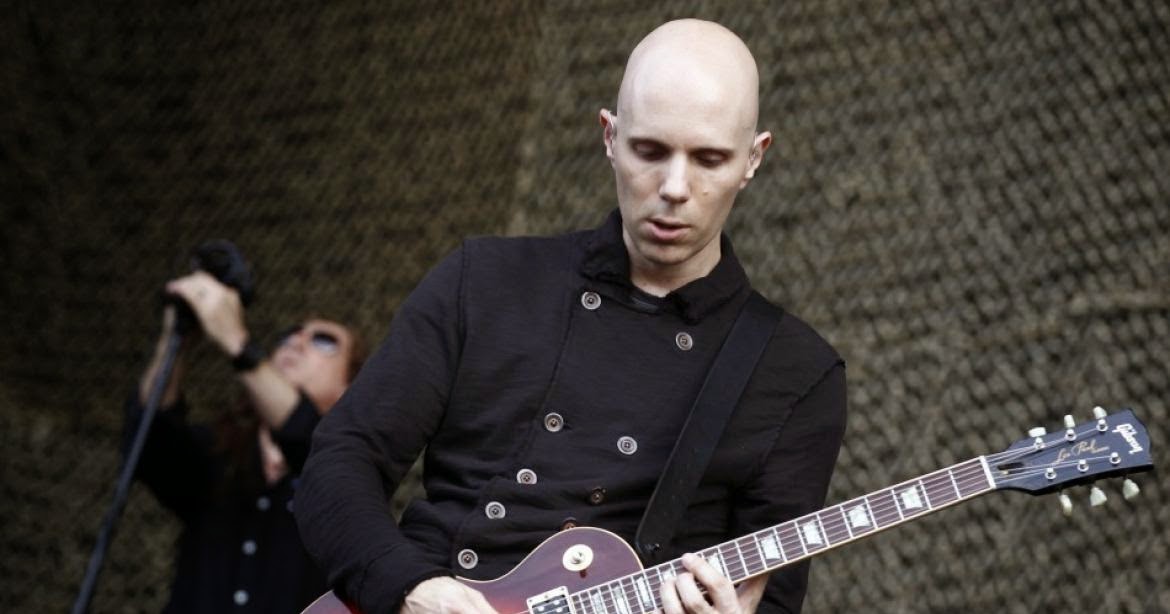 Rockfile Radio Rock Files: Happy Birthday BILLY HOWERDEL (video)