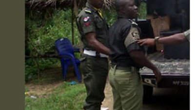 Nigerian Policeman Kills Young Man Over 100 Naira