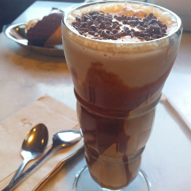 Street Food, Cuisine du Monde Recette de café glacé au caramel (Etats