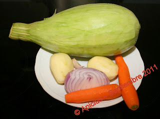  Crema de calabacín con crujiente de panceta 