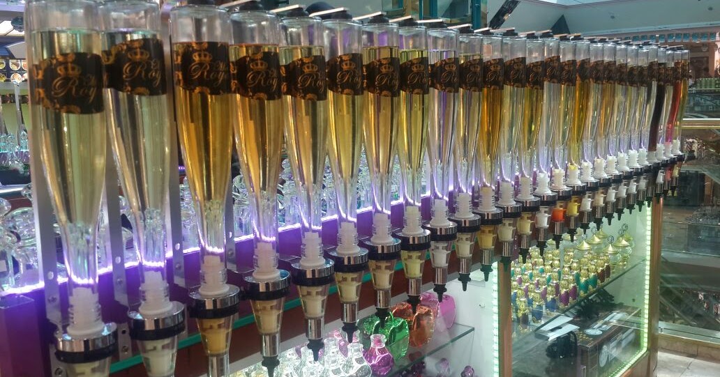 TEEB EMIRATES PERFUMES L.L.C PERFUME BAR & LIVE PERFUME MIXING