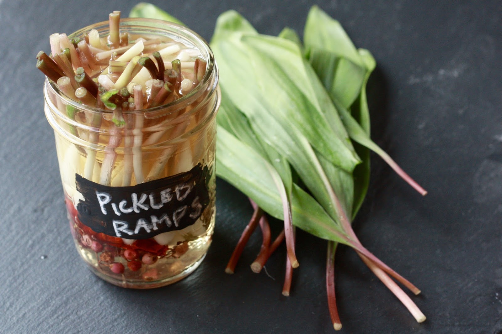 A natural food blog: Peppercorn Pickled Ramps