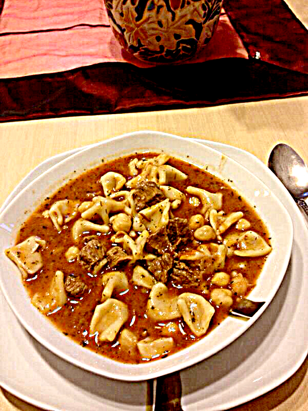 Susi�s Corner Yeni Yılın İlk Tarifi Şiş Börek Çorbası (Yüksük Çorbası)