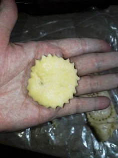 i-cut-int-small-round-cookies