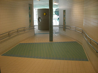 Simhallen%2B%25283%2529 - Idag fick jag äntligen simma!