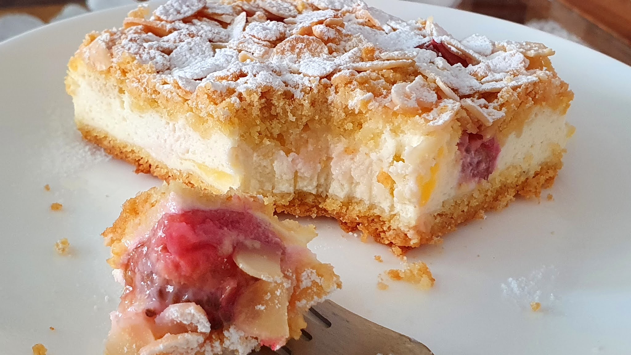 Lilian&amp;#39;s Baking Inspiration: Stachelbeer Joghurt Blechkuchen