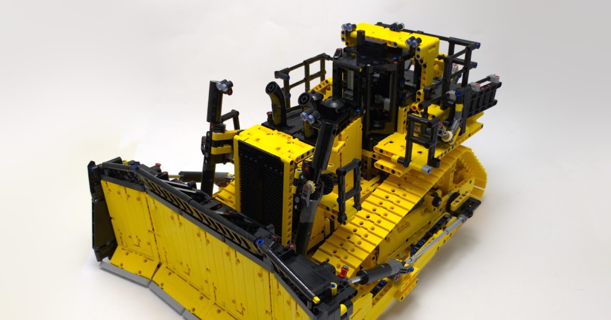 LEGO® Technic review: 42131 Cat D11T Bulldozer | New Elementary: LEGO® parts, and techniques