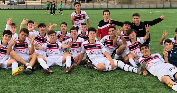 3 u 17. Динамо тбилиси по футболу. 3 u 17. Зенит юношеская лига u17. Рубин зенит фото.