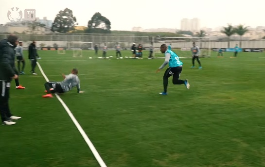 Otero gols Corinthians treino