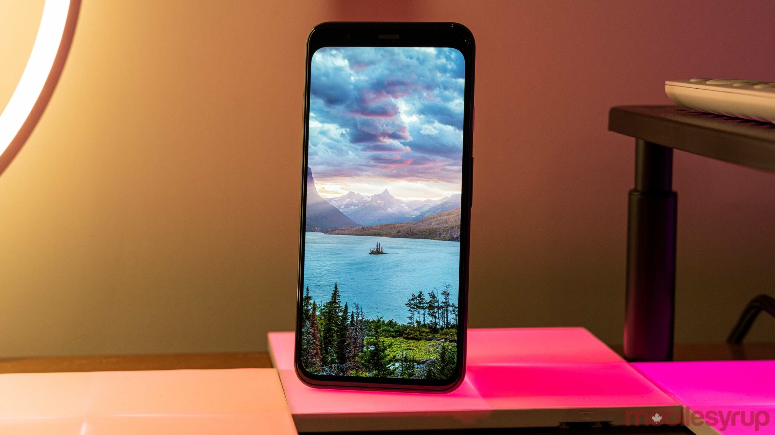 The cursed wallpaper crashing Android phones, finally explained How THIS wallpaper kills your