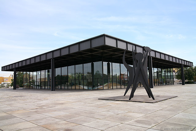 9) Galerie Nasional Neue (Ludwig Mies Van der Rohe, Berlin, Jerman, 1968)