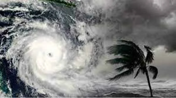 News, Kerala, State, Thiruvananthapuram, Rain, Warning, Alerts, Fishermen, Sea, Rains likely to continue in Kerala till November 4; Low pressure in the Bay of Bengal