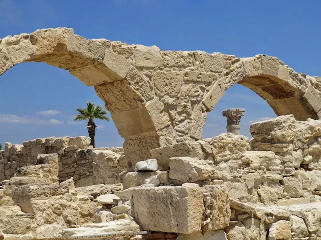 7 Days Cyprus Road Trip Itinerary: Ruined arches at Ancient Kourion