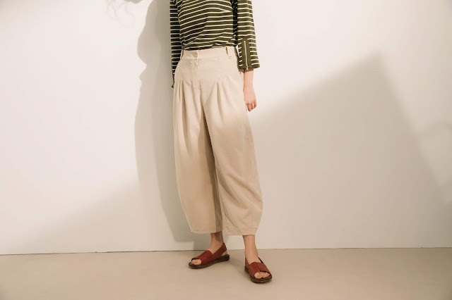 小節休息,手工寬版真皮涼鞋