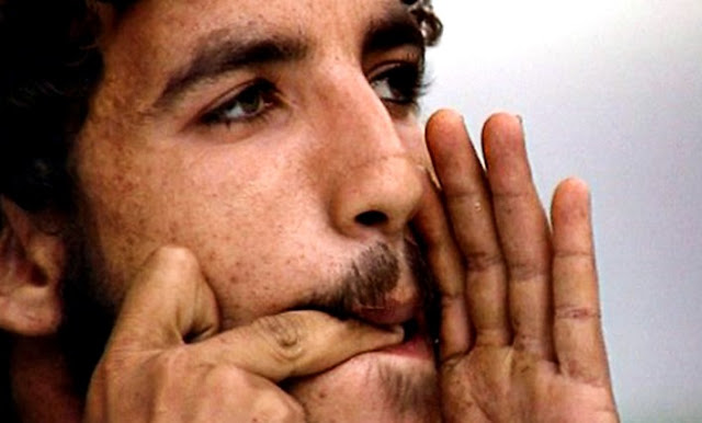 Suka Bersiul Saat Gembira? Awas, Cara Orang Musyrik Berdzikir Dulu Juga Begitu Lho! Suka Bersiul Saat Gembira? Awas, Cara Orang Musyrik Berdzikir Dulu Juga Begitu Lho!