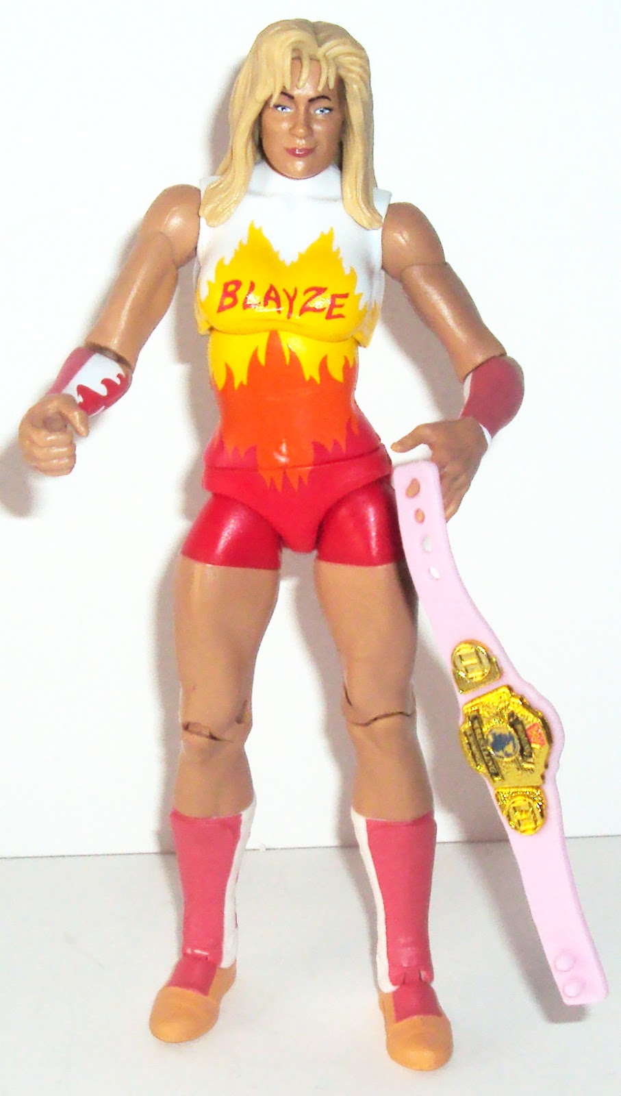 alundra blayze action figure