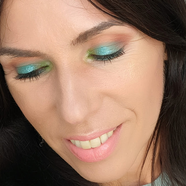 look 02 Paleta Miss Juicy de LOVELY 11