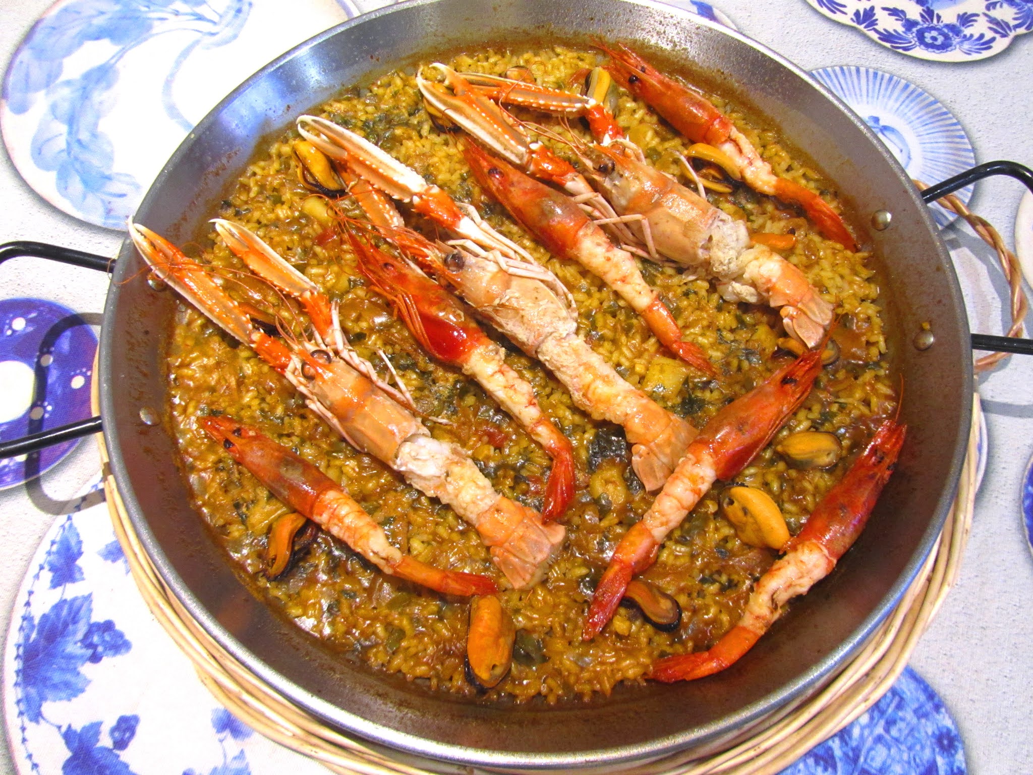 Les receptes del Miquel Paella de Marisco con fumet casero