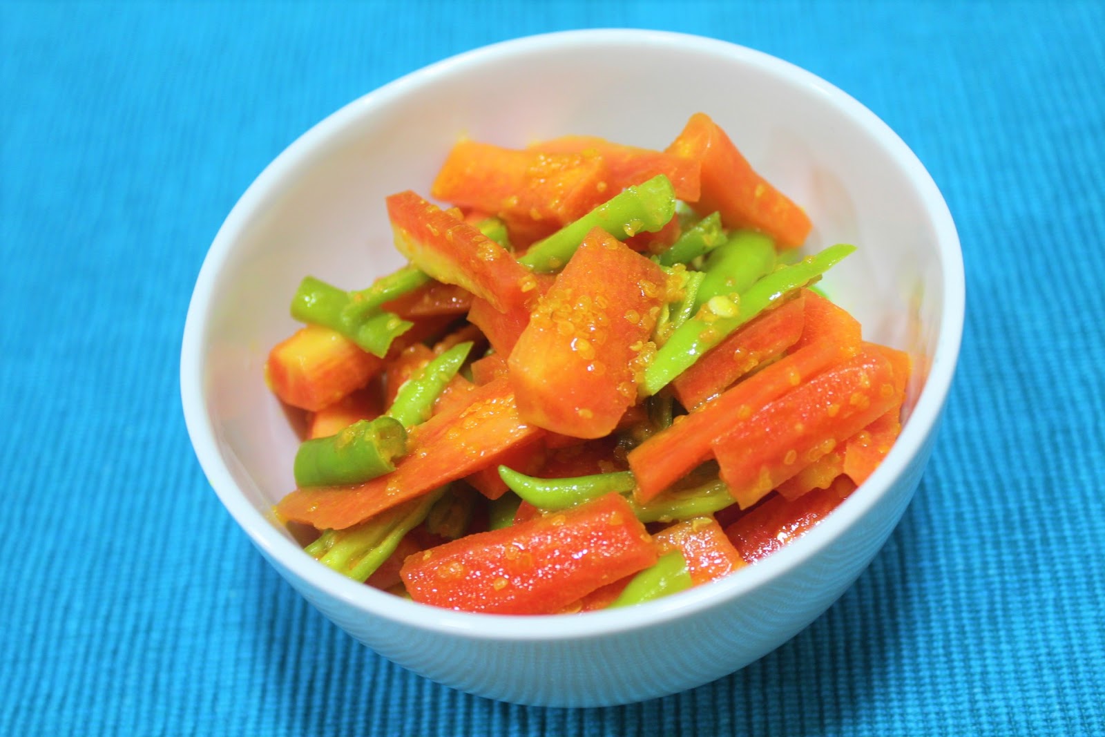 Insant Carrot Pickle Gujarati Gajar Nu Athanu Gujarati Pickle Recipe