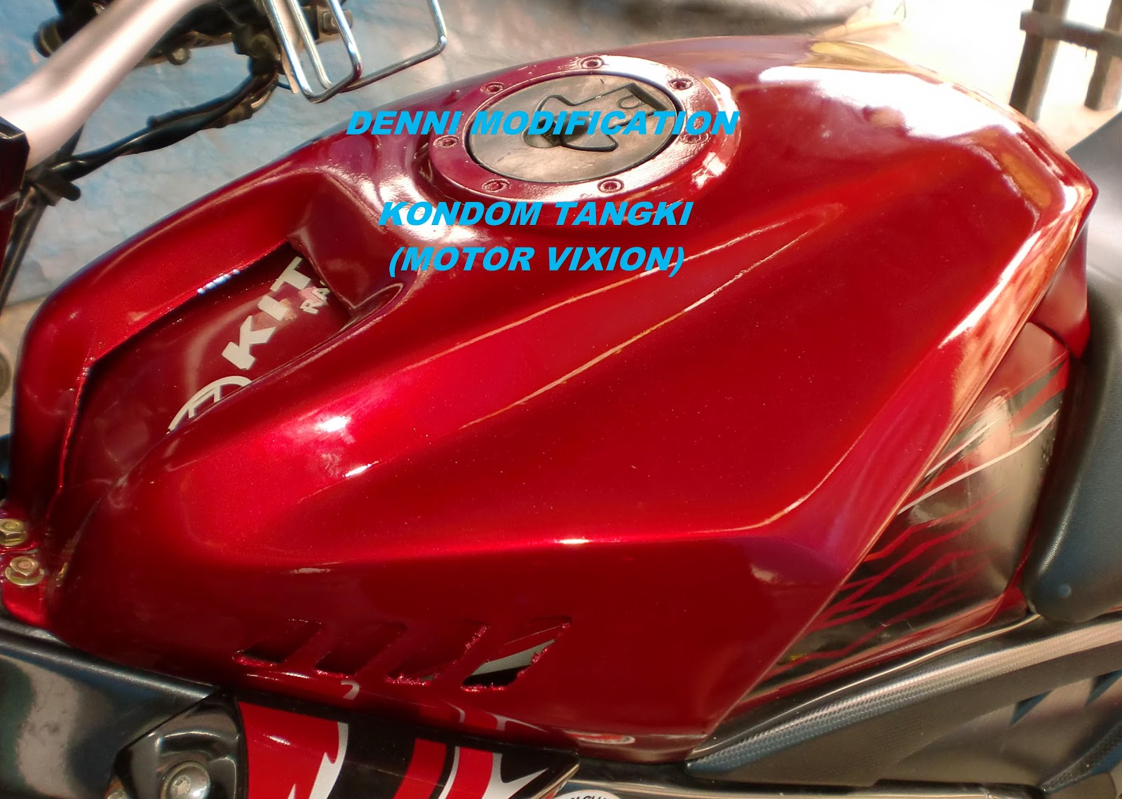 DENNI MODIFICATION ALAT VARIASI KONDOM TANGKI MOTOR VIXION denni-modification-alat-variasi-kondom-tangki-motor-vixion