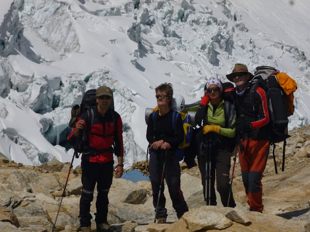 Cordillera Blanca:Tocllaraju(6034m)