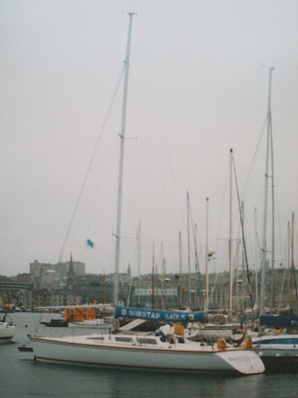 Shockwave40 Barracuda 1987 Race