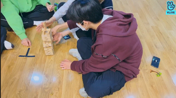 게임을 잘하진 못하지만 누구보다 진심인 DSP 연습생들ㅋㅋㅋ.gif | 인스티즈