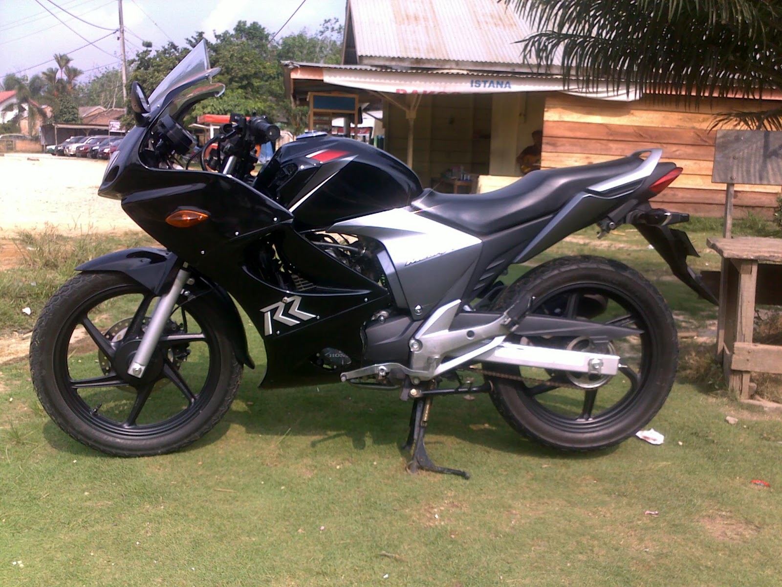 Kumpulan Modifikasi Motor Honda Mega Pro 2011 Terbaru Dan Terlengkap Kumpulan Modifikasi Motor Honda Mega Pro 2011 Terbaru Dan Terlengkap