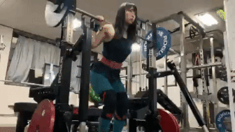 요즘 헬스 유튜버이자 AV배우 - 디쁠