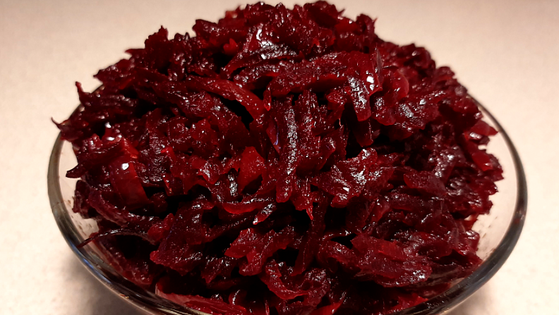 Вареная свекла рецепты что. Свекольная икра. Салат икра свекольная». Икра из свеклы по грузински. Икра из свеклы Кухмастер.