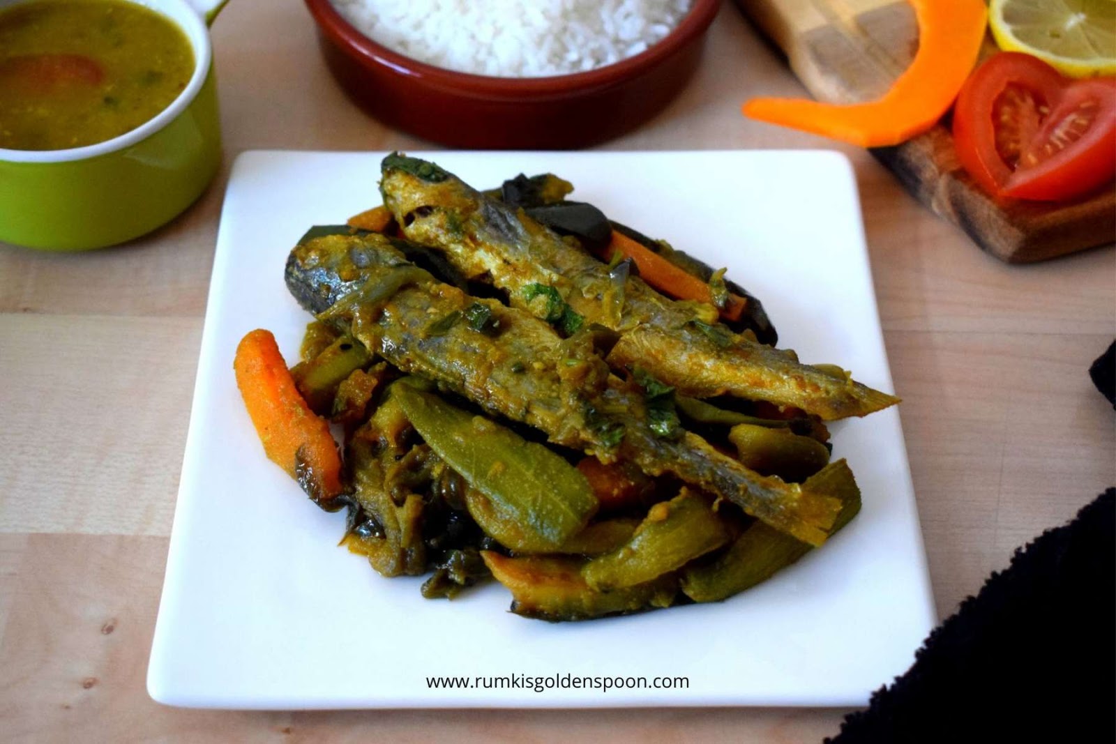 tangra fish, tangra fish recipe, tangra fish recipes, tangra fish curry recipe, bengali fish curry recipe, fish curry recipe, fish curries, tangra fish curry, tangra macher chorchori, tangra chorchori, cat fish curry, Rumki's Golden Spoon