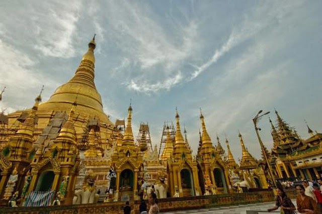 56. Shwedagon Stupa (Yangon, Myanmar)