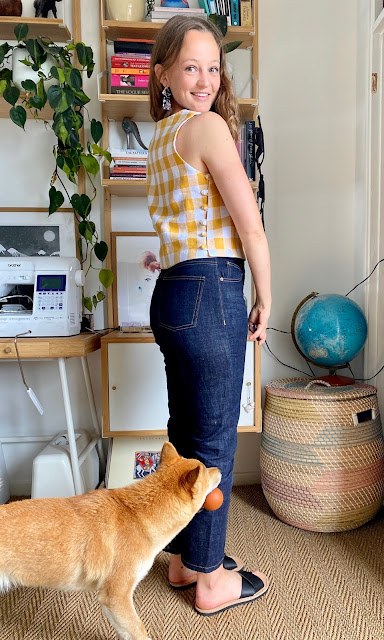 Diary of a Chain Stitcher: Helen's Closet Ashton Top in Bold Yellow Linen Gingham from The Fabric Store