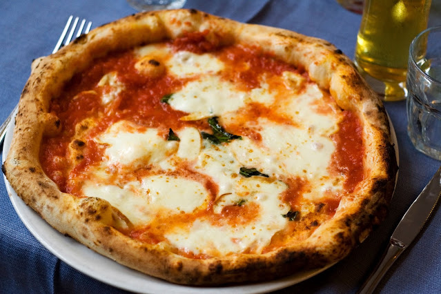 Як приготувати італійську піцу