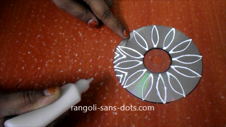 CD rangoli designs for Navratri Diwali craft | Kolam by Sudha Balaji