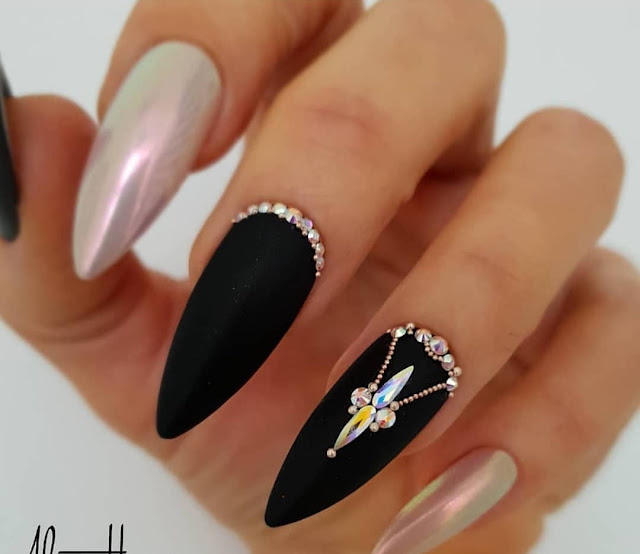 cute nail colors for pale skin